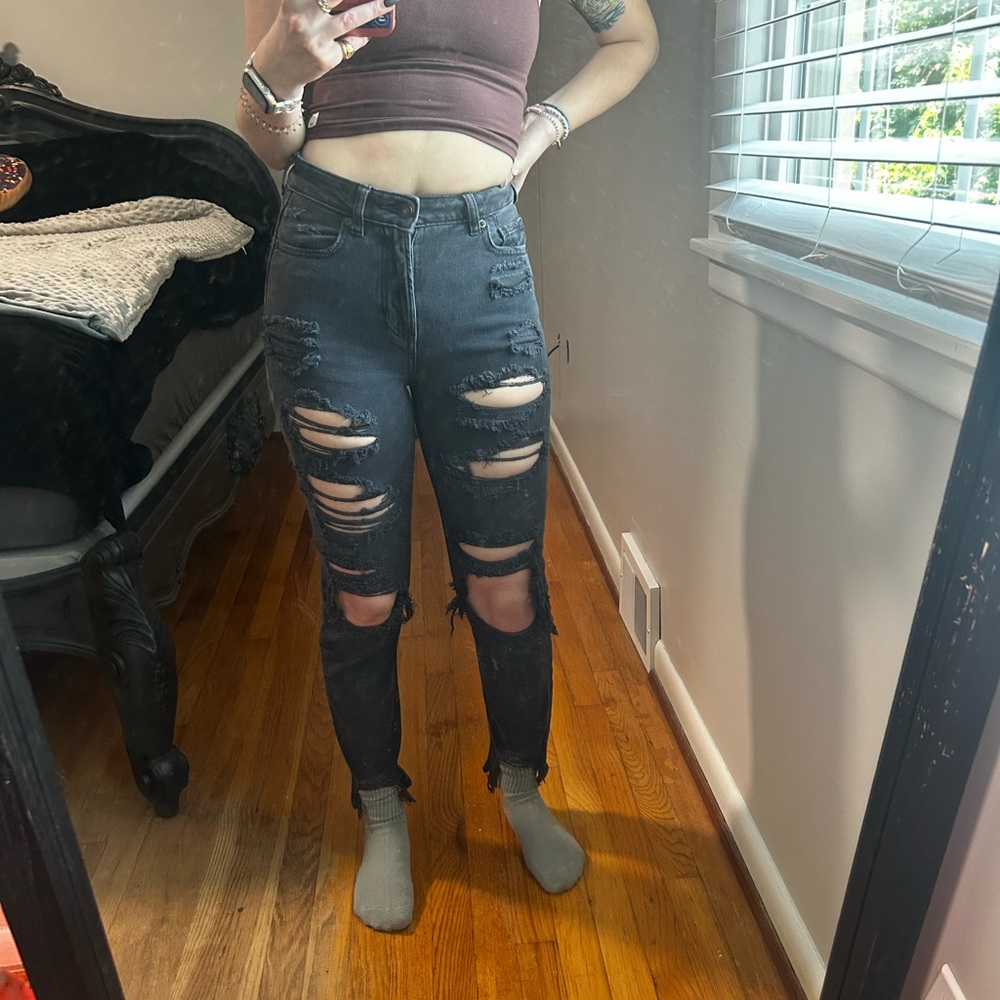 American Eagle - Distressed Black Women Jeans Size 0